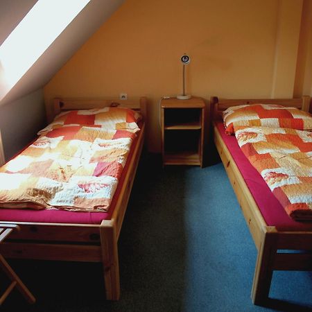 Hostel Skautsky Dom บันสกา ชีอาว์นีซา ภายนอก รูปภาพ