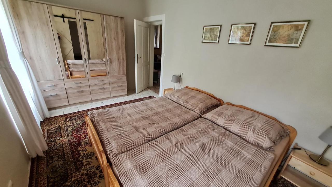 Hostel Skautsky Dom บันสกา ชีอาว์นีซา ภายนอก รูปภาพ