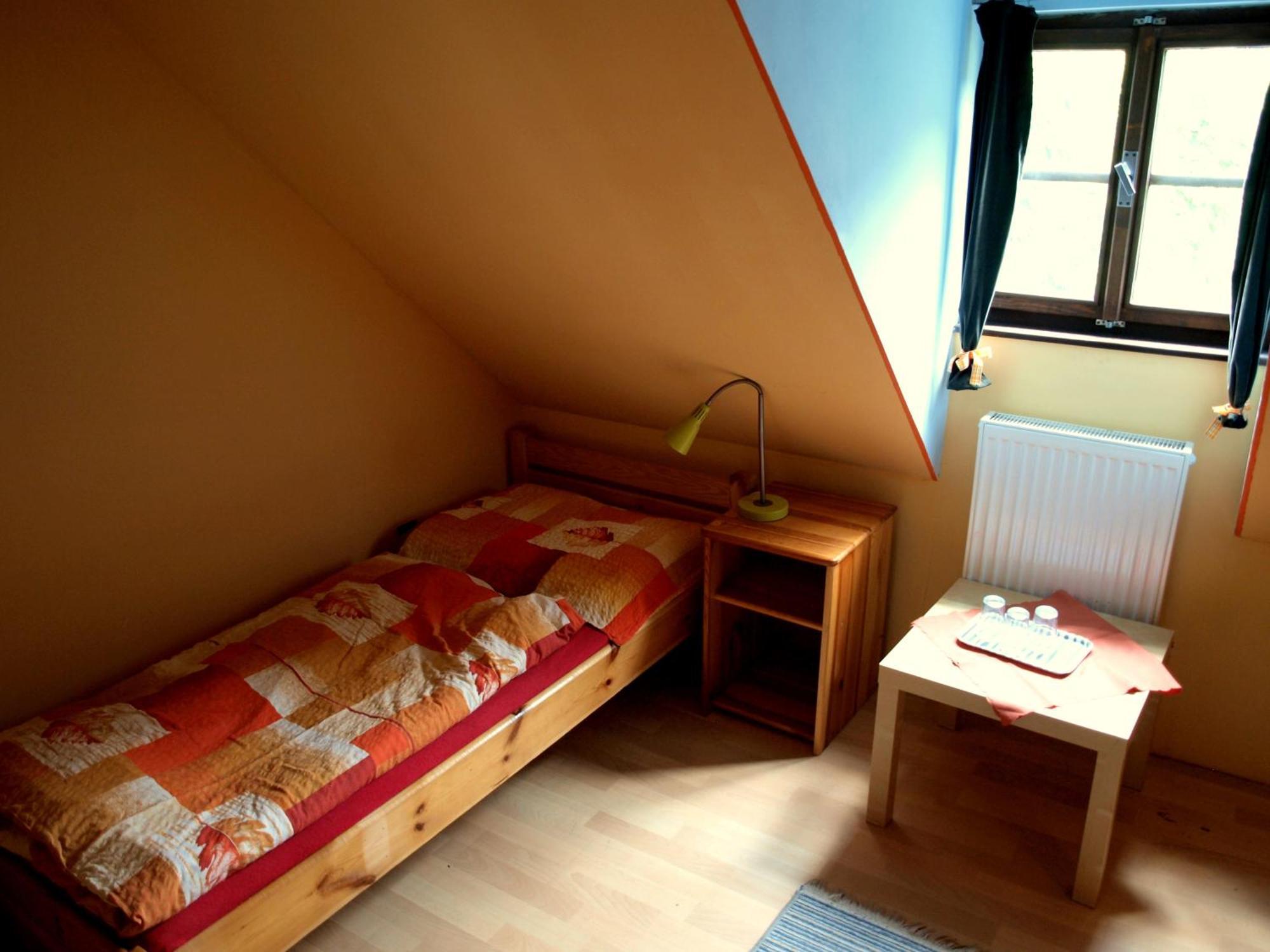 Hostel Skautsky Dom บันสกา ชีอาว์นีซา ภายนอก รูปภาพ
